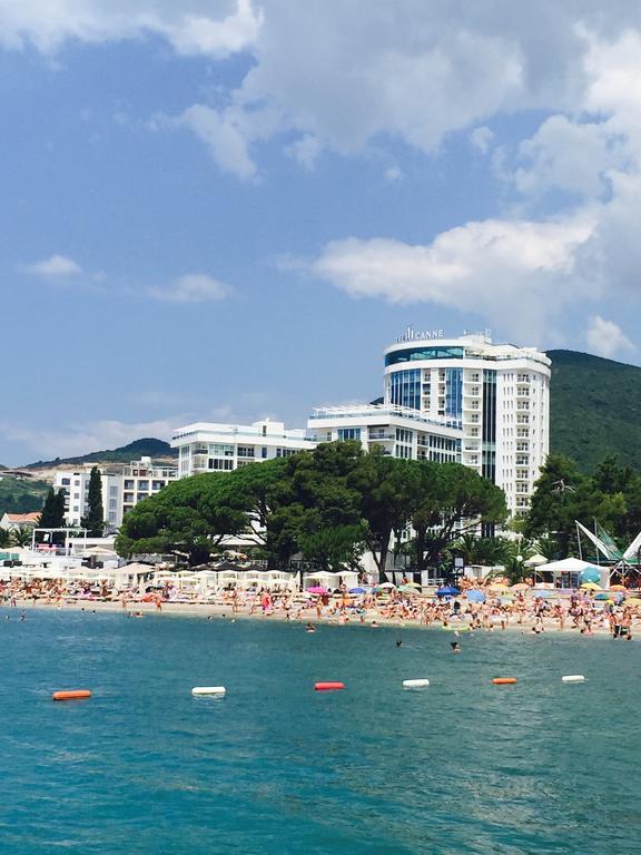 Luxury Apartments Mia Budva Buitenkant foto