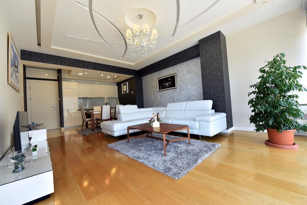 Luxury Apartments Mia Budva Buitenkant foto