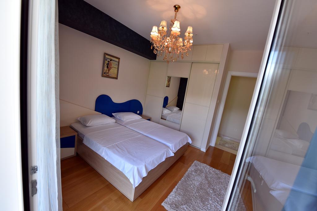 Luxury Apartments Mia Budva Buitenkant foto