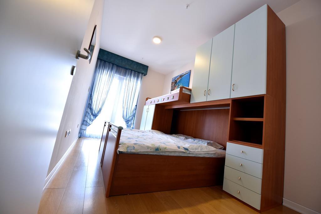 Luxury Apartments Mia Budva Buitenkant foto
